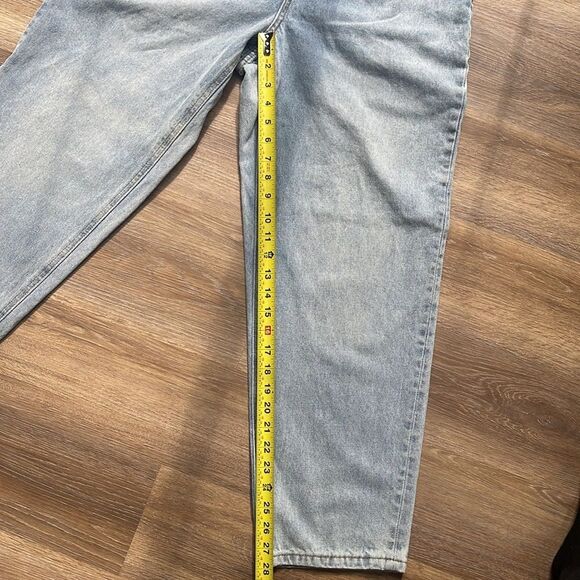 Kennedy Denim Co. Wide Tapered Leg Jean Misfit NH-070387P Light Wash Sz 28 - Picture 8 of 10